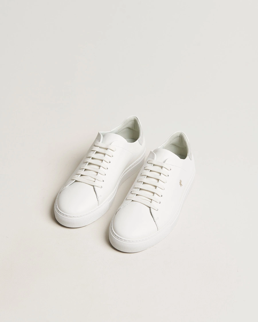Base Sneaker
